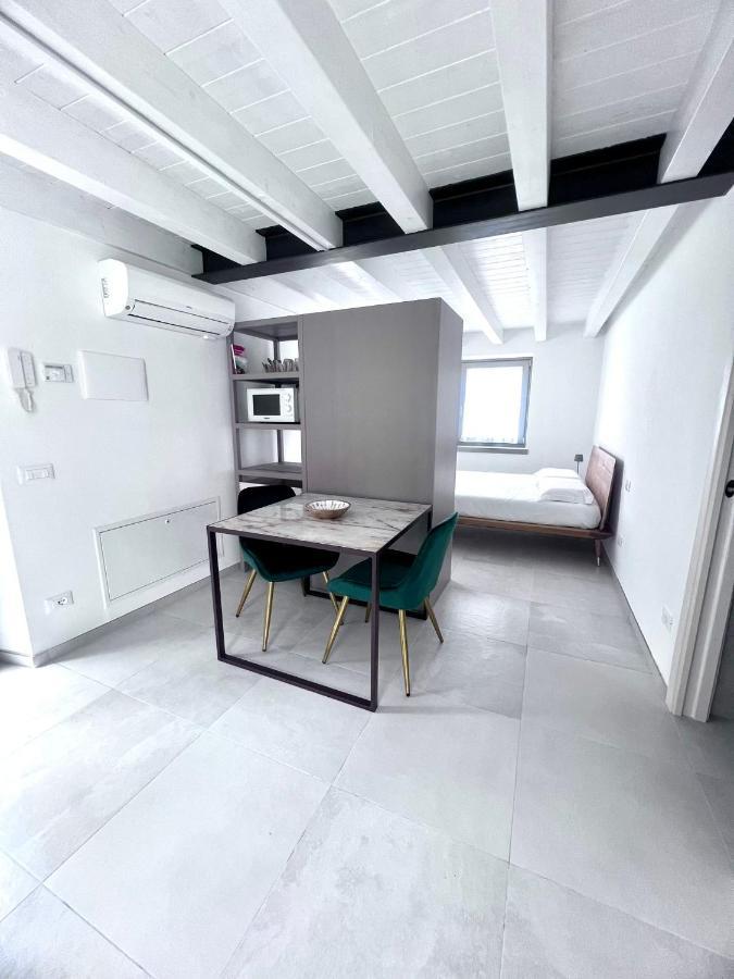 Absentia 1763 Garda Boutique Home - Lake Front 브렌조네 술 가르다 외부 사진