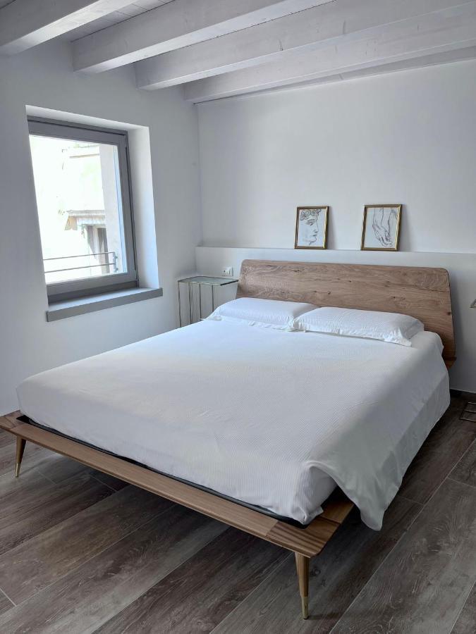 Absentia 1763 Garda Boutique Home - Lake Front 브렌조네 술 가르다 외부 사진