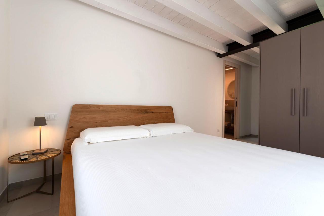 Absentia 1763 Garda Boutique Home - Lake Front 브렌조네 술 가르다 외부 사진