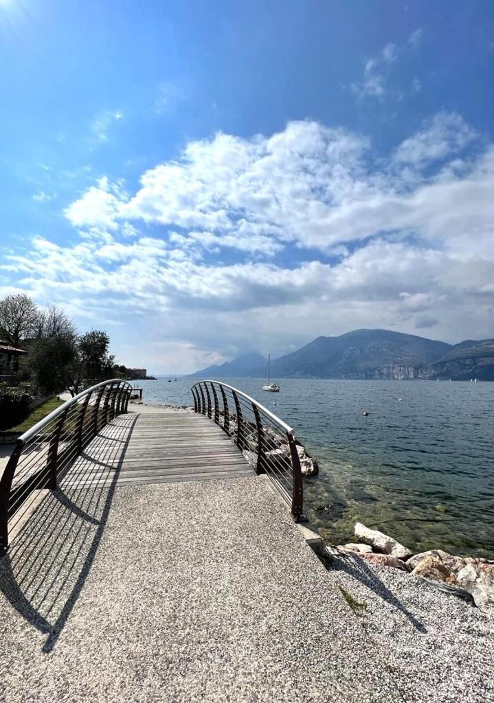 Absentia 1763 Garda Boutique Home - Lake Front 브렌조네 술 가르다 외부 사진